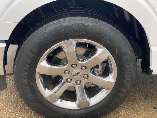 Used 2023 White Ford XLT image 4