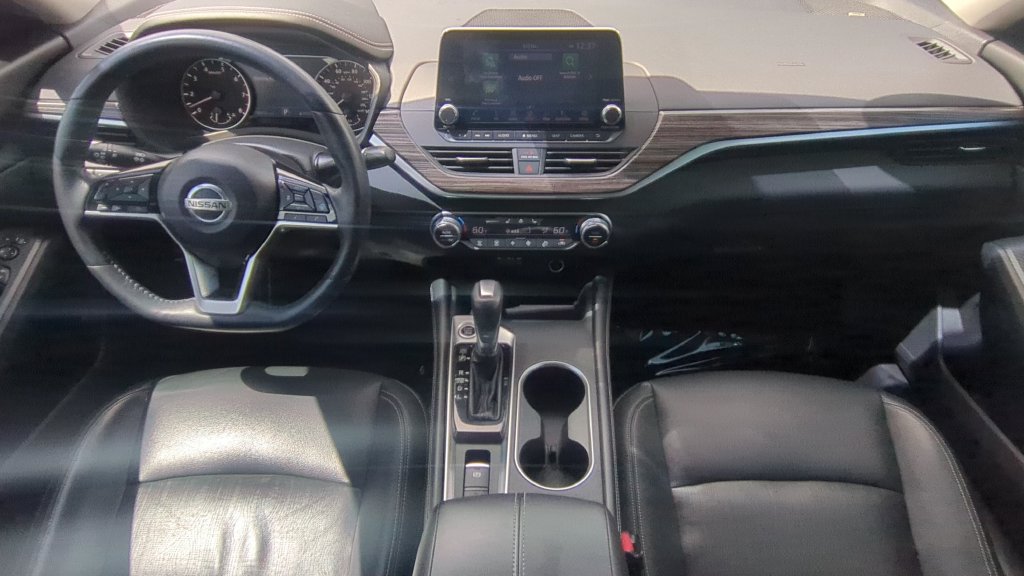 Used 2019 Blue Nissan 2.5 SL image 10