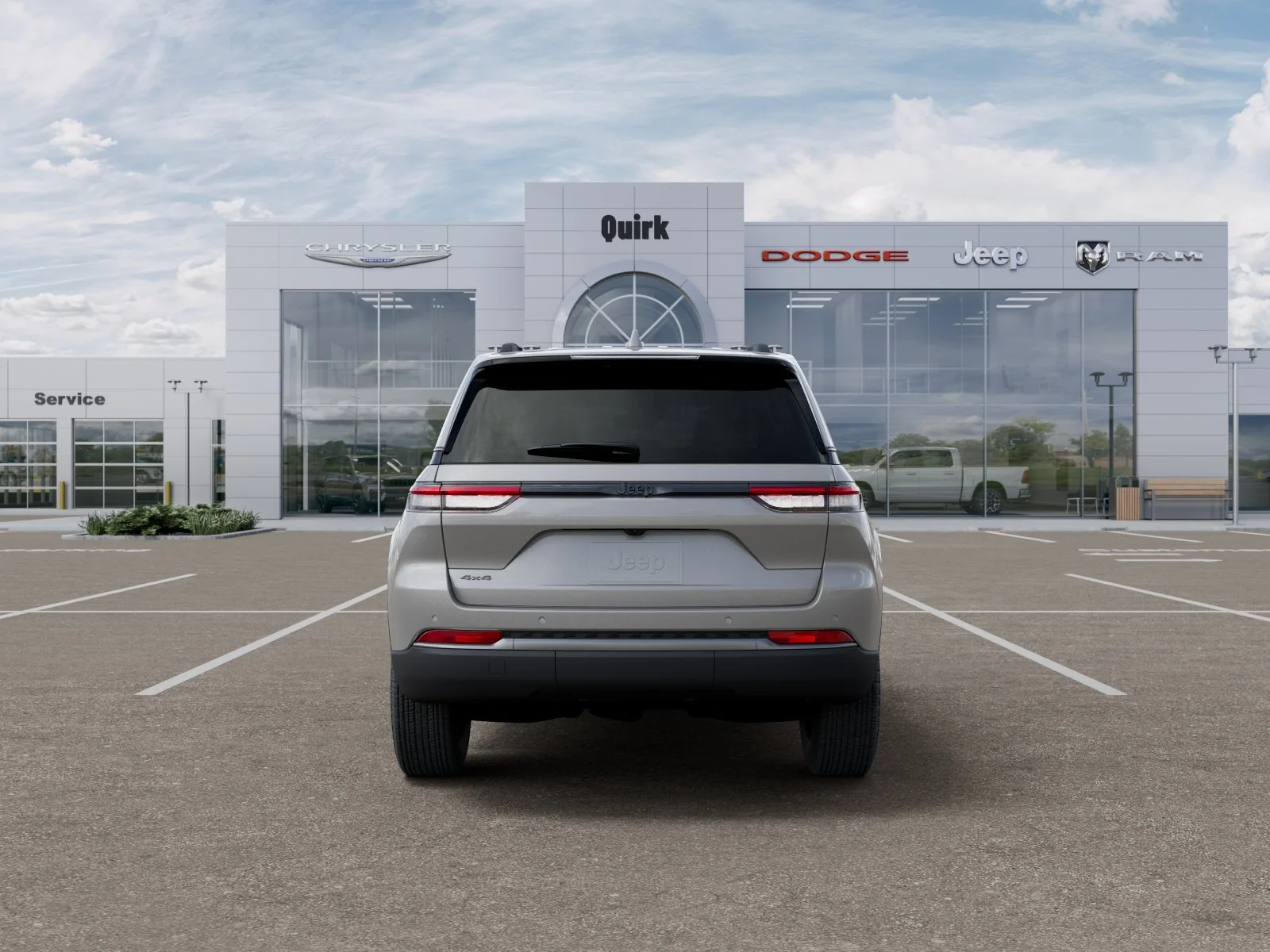 New 2026 Silver Zynith Exterior Paint Jeep Laredo Altitude image 33