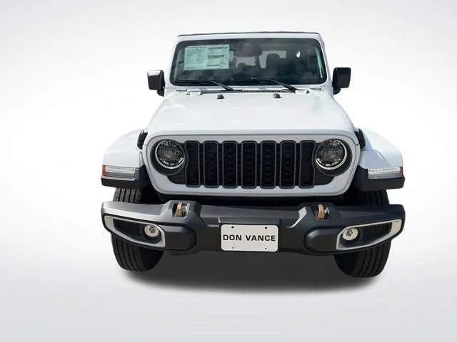 New 2026 Bright White Clear-Coat Exterior Paint Jeep 85th Anniversary Edition image 8