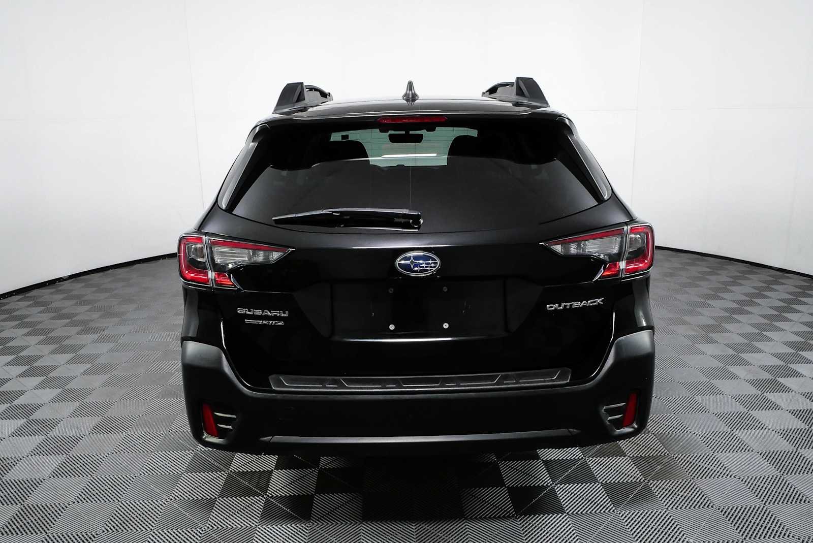 Used 2021 Crystal Black Silica Subaru Premium image 27
