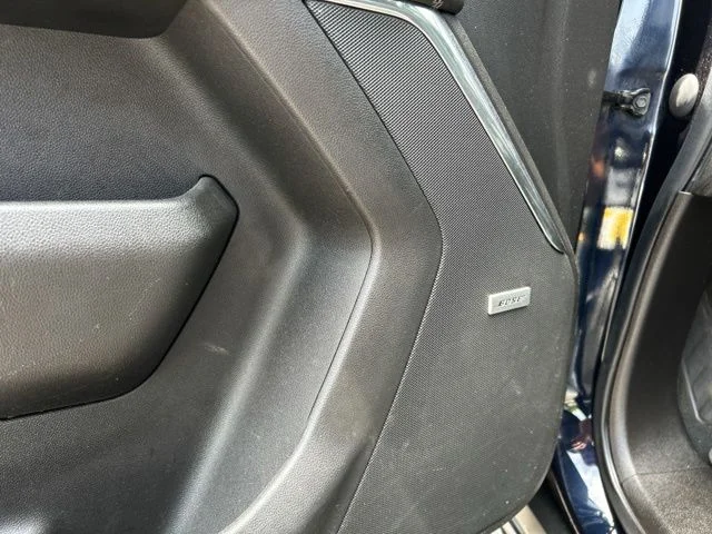 Used 2021 Blue GMC Denali image 34
