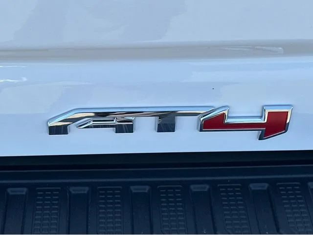 New 2026 Summit White GMC AT4 image 13