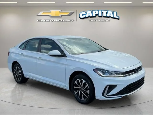 Used 2025  Volkswagen S image 7