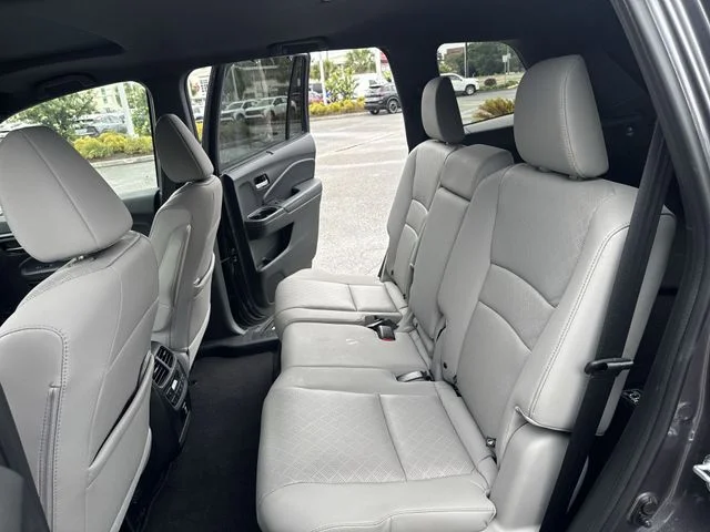 Used 2021 Gray Honda Touring image 14