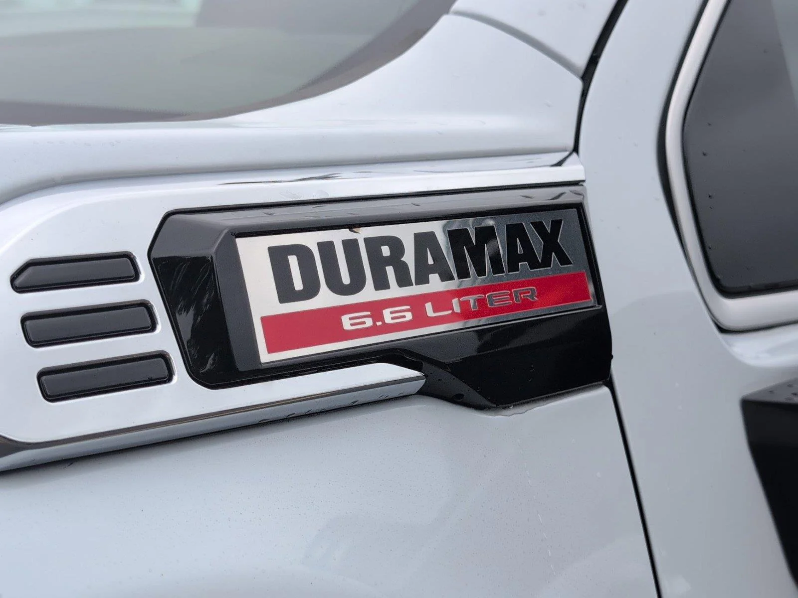 New 2026 Glacier White Tricoat GMC Denali image 34