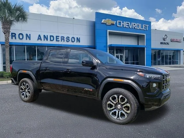 2024 GMC Canyon AT4