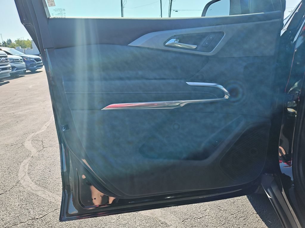 2026 Chevrolet Traverse LT - Photo 12