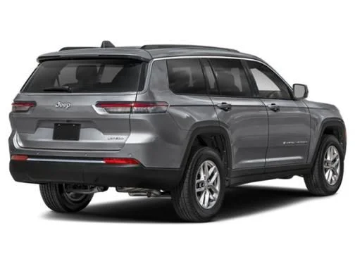 Used 2025 Gray Jeep Laredo image 3