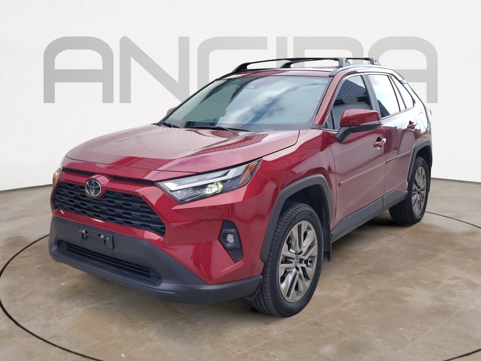 Used 2025 Pearl Toyota XLE Premium image 3