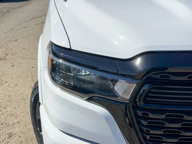 New 2026 Bright White Clear-Coat Exterior Paint RAM Big Horn/Lone Star image 5