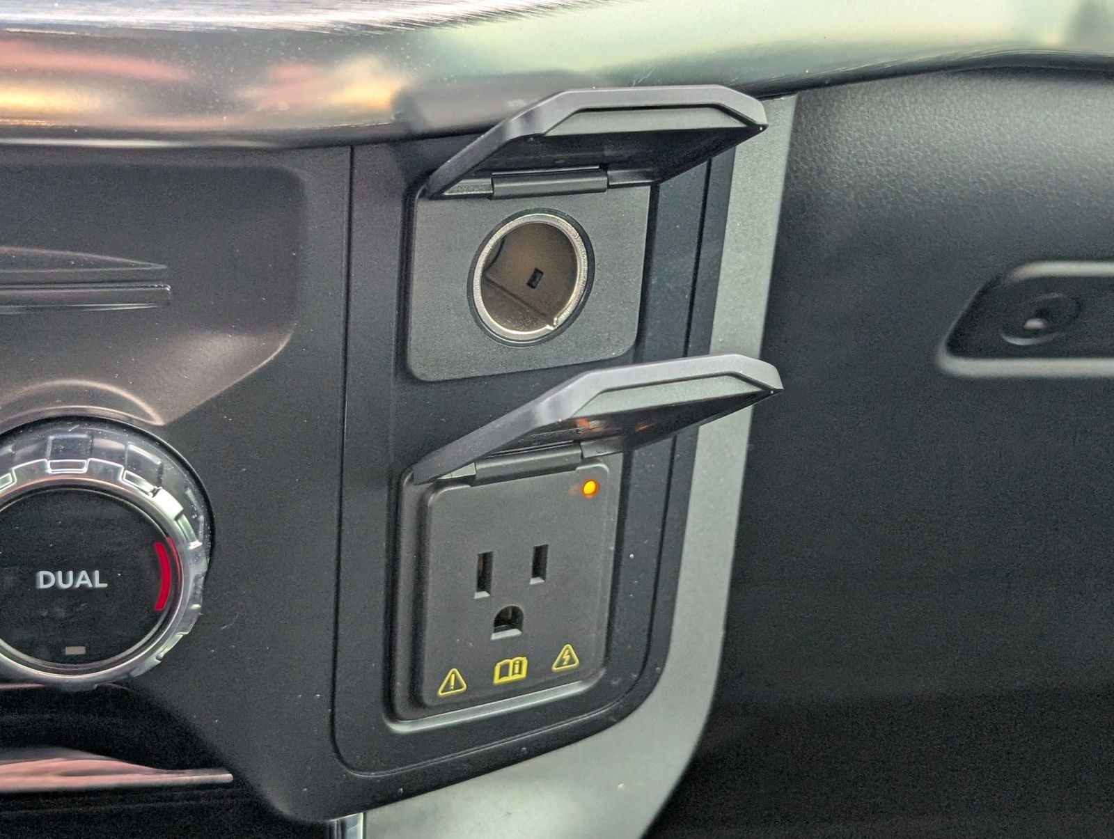 Used 2022 Agate Black Metallic Ford Lariat image 22