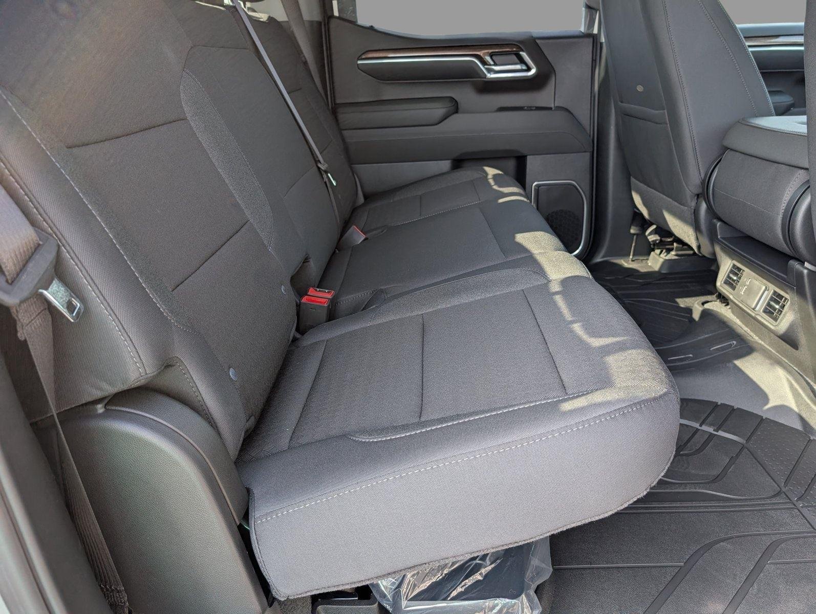2026 Chevrolet Silverado 1500 RST - Photo 37