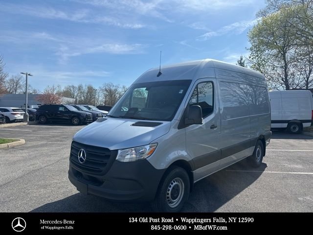 2025 Mercedes-Benz Sprinter Cargo Van Cargo 144 WB