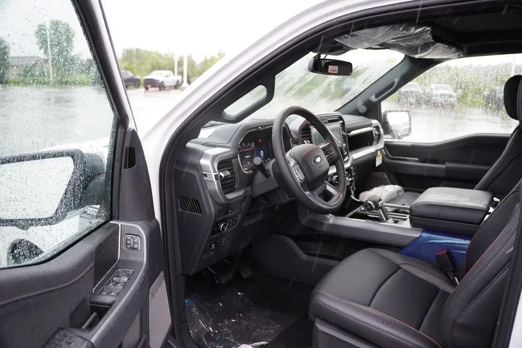 New 2026 Oxford White Ford Lariat image 11