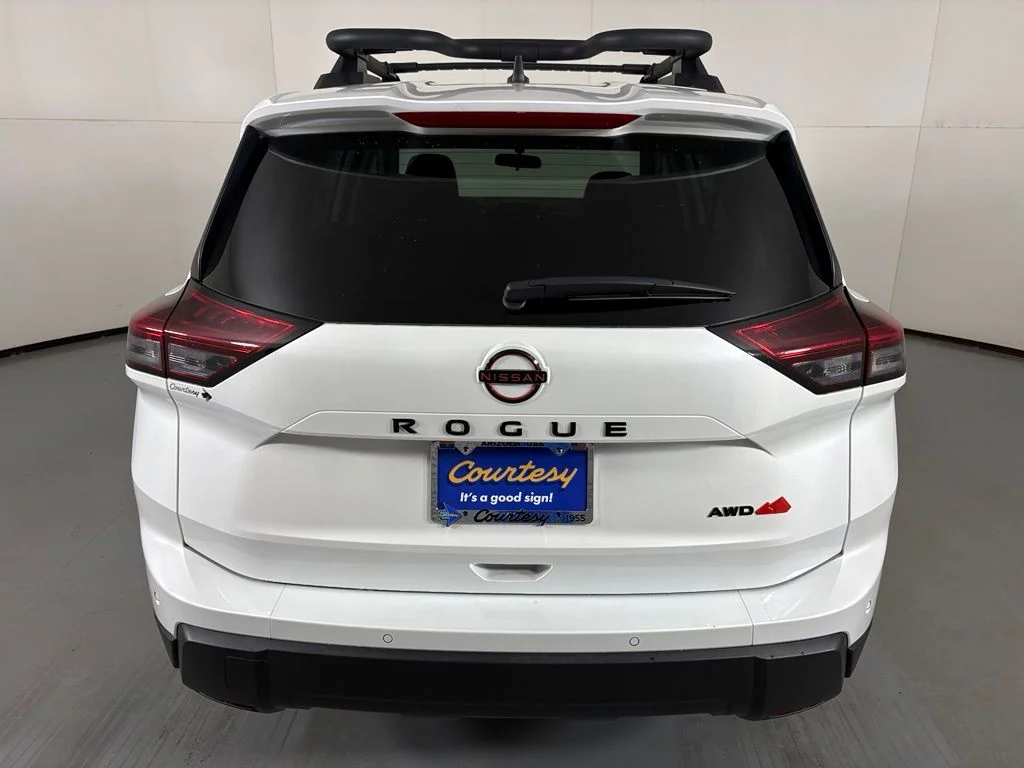 New 2026 Everest White Pearl TriCoat Nissan Rock Creek® image 7