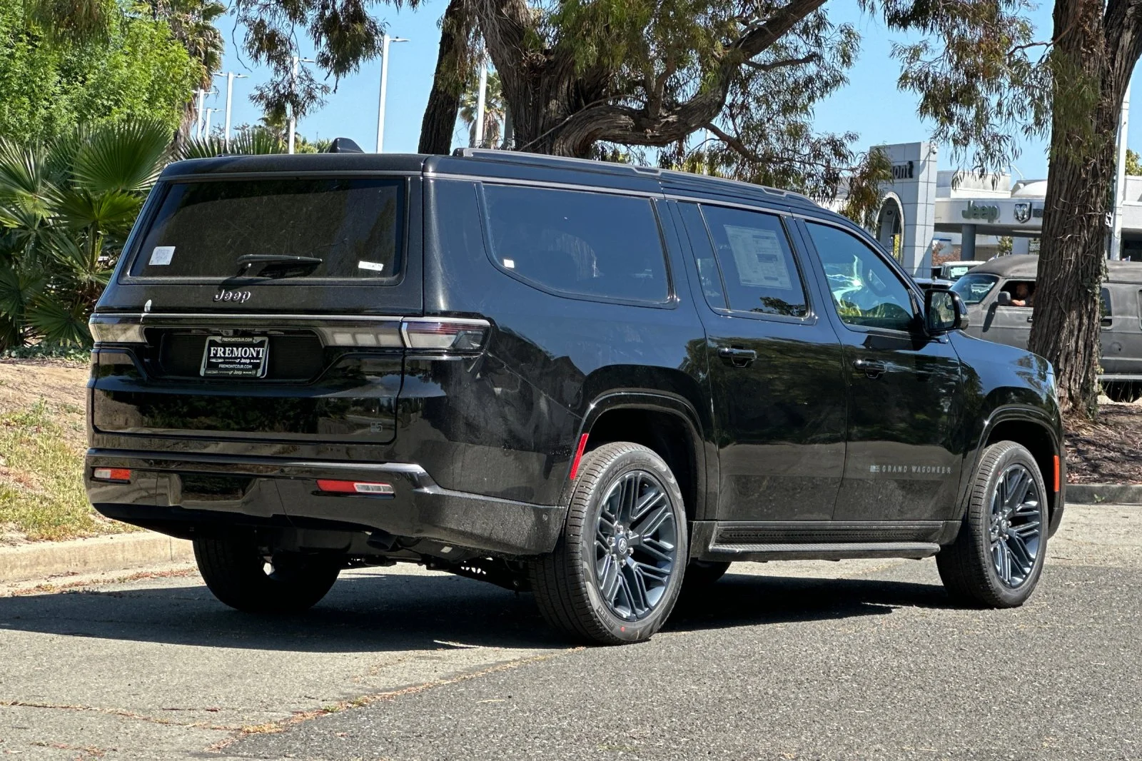 New 2026 High Gloss Black Exterior Paint Jeep  image 3