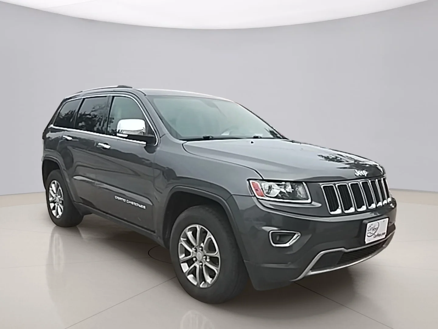 Used 2014 Gray Jeep LIMITED image 7