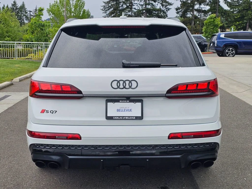 Used 2025  Audi Prestige image 4