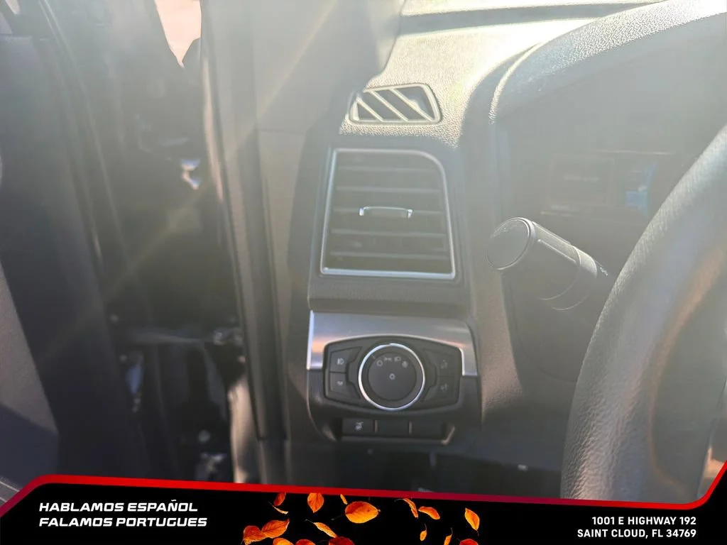 Used 2018 Black Ford XLT image 17