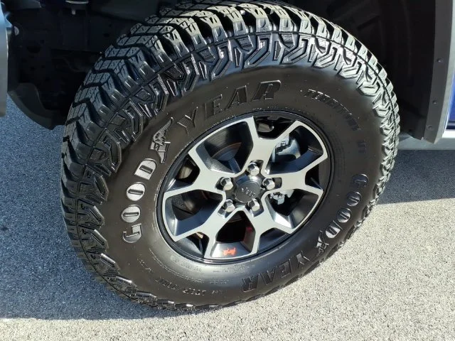 Used 2019 Blue Jeep Unlimited Rubicon image 6