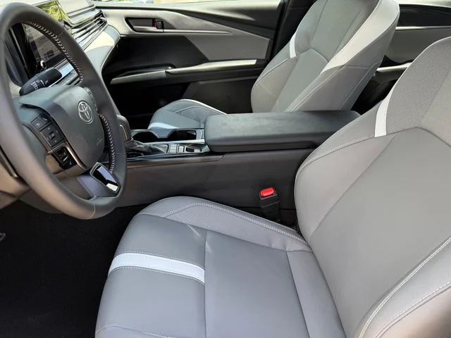 Used 2026  Toyota SE image 9
