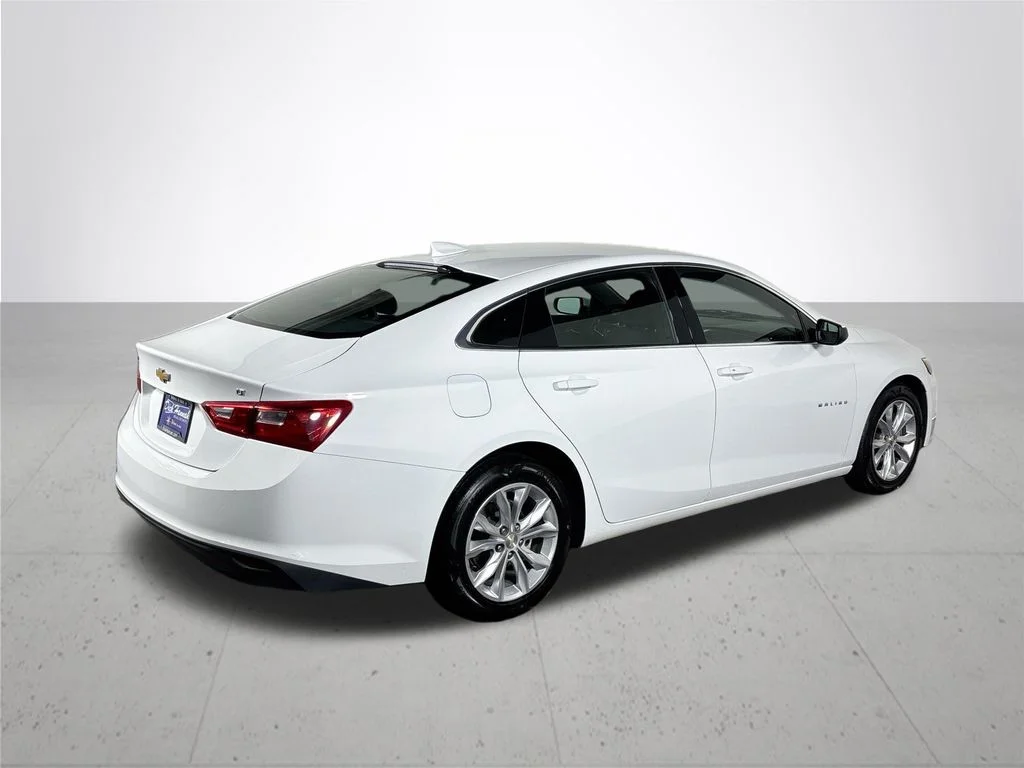 Used 2023 White Chevrolet LT image 6