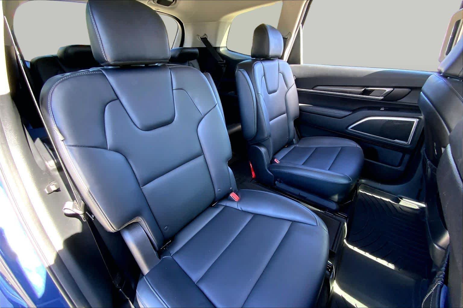 Used 2024 Midnight Lake Blue Kia S image 18