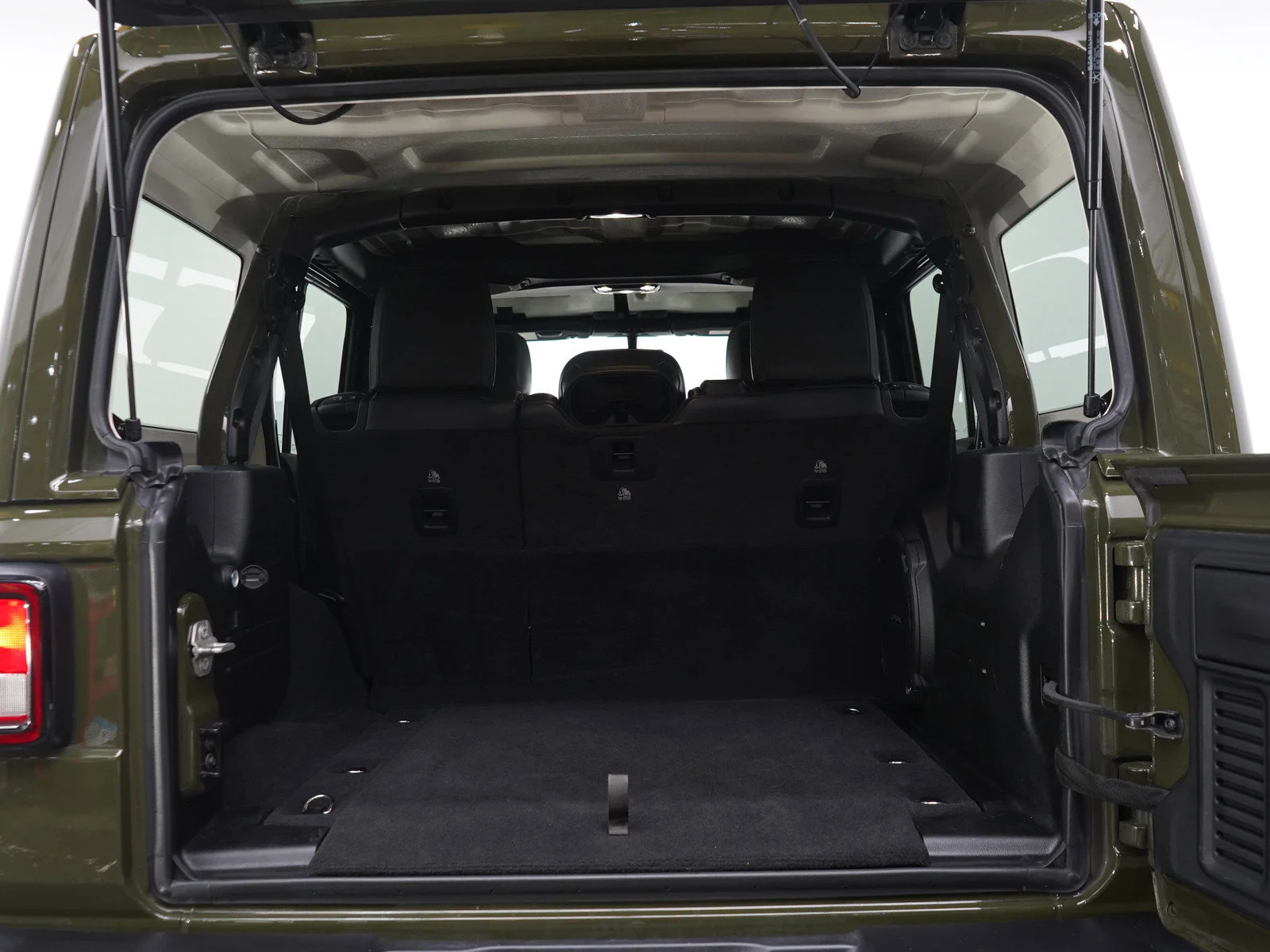 Used 2023 Sarge Green Clearcoat Jeep Rubicon image 18