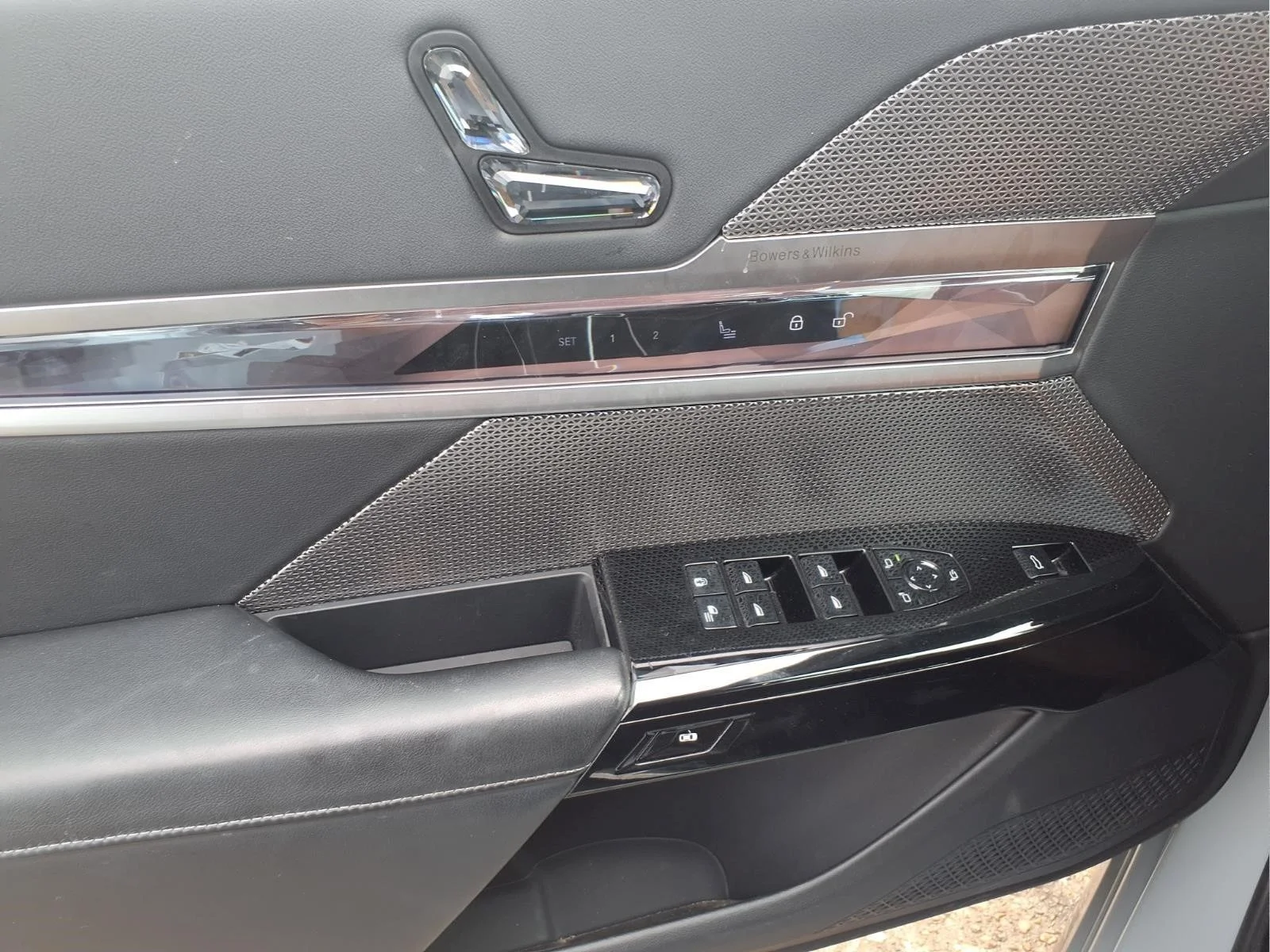 2024 BMW 7 Series 740i - Photo 16