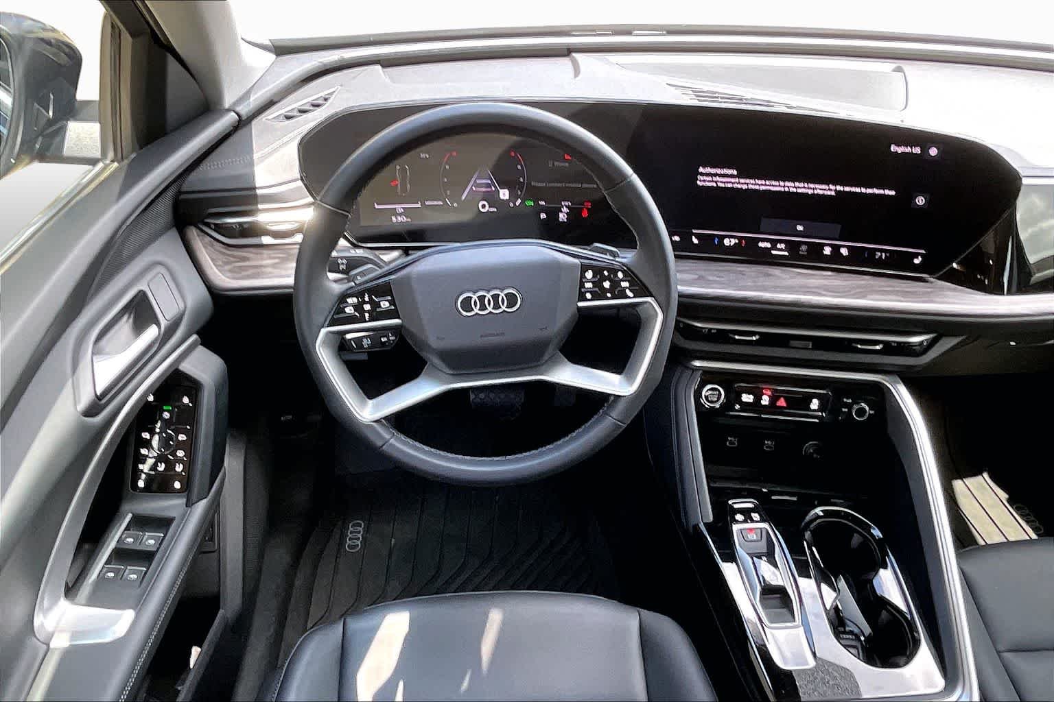 Used 2025 Navarra Blue Metallic Audi Premium image 6