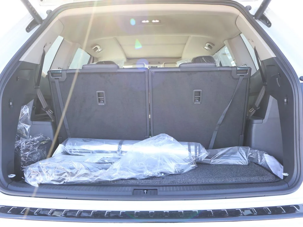 New 2026 White Volkswagen 2.0T SE w/Technology image 21