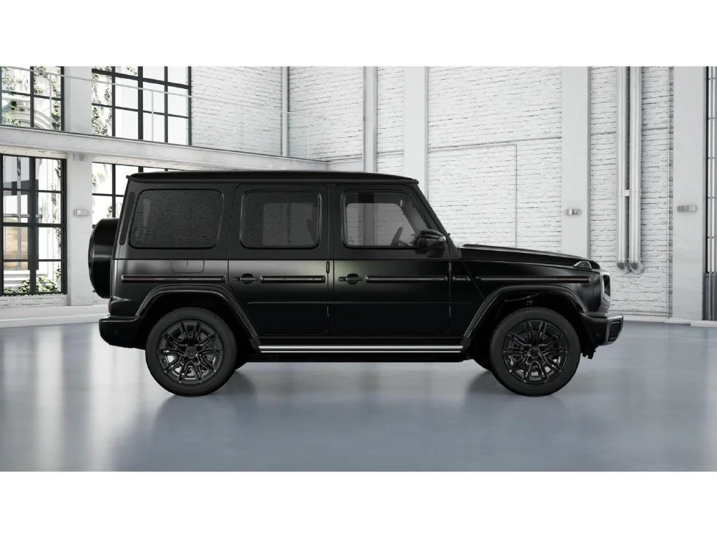 New 2027 Black Mercedes-Benz G 580 image 2