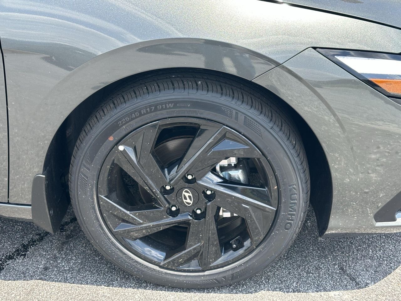 New 2026 Amazon Gray Hyundai SEL Sport image 12