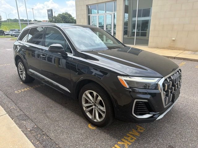 Used 2025 Mythos Black Metallic Audi 55 Premium Plus image 3