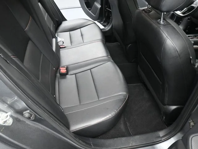 Used 2023 Gray Nissan SR image 16