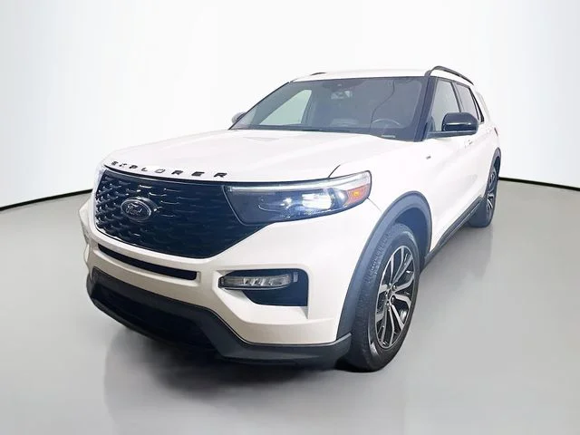 2023 Ford Explorer ST-LINE - Photo 5