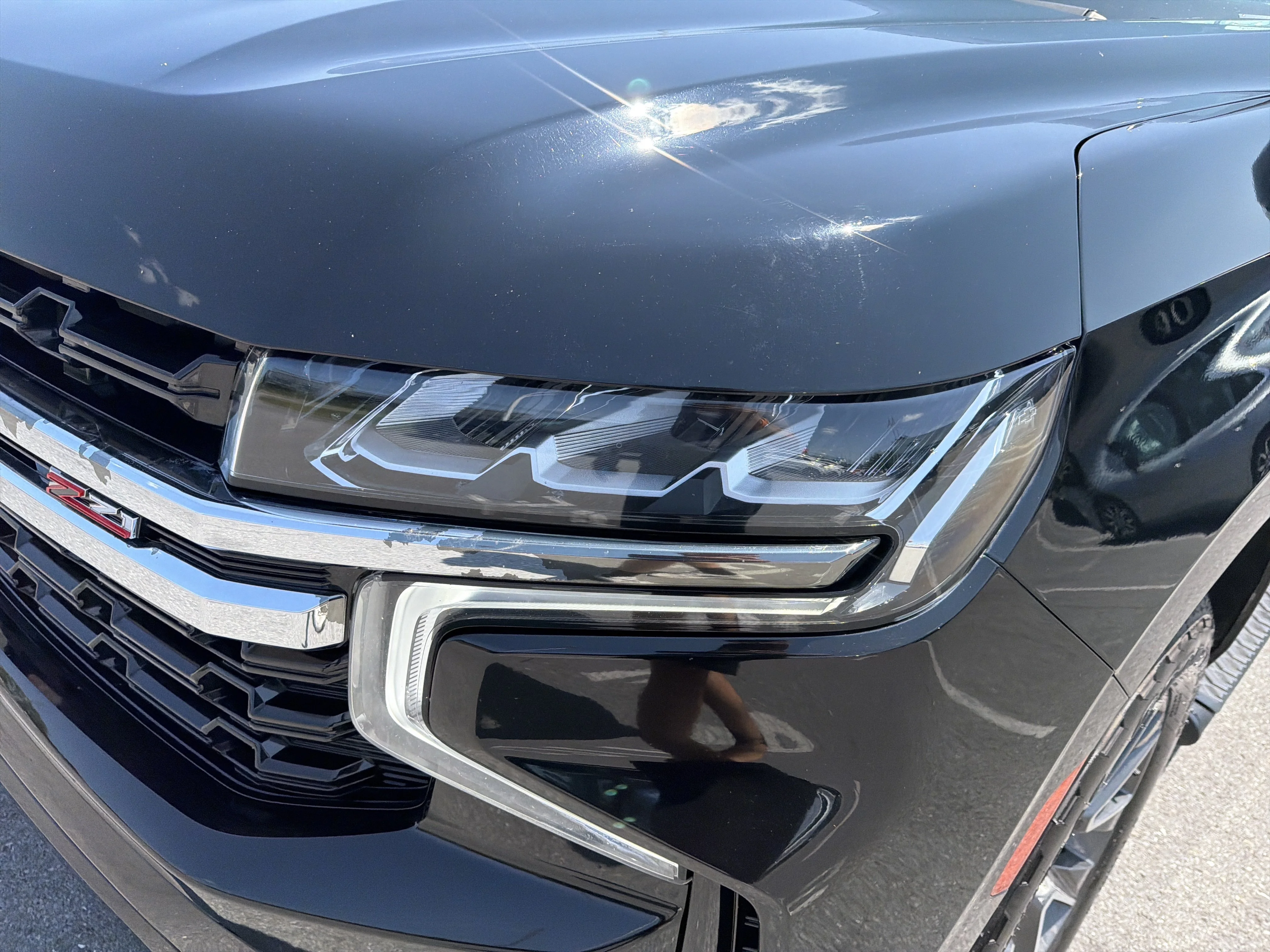 Used 2021 Black Chevrolet Z71 image 10