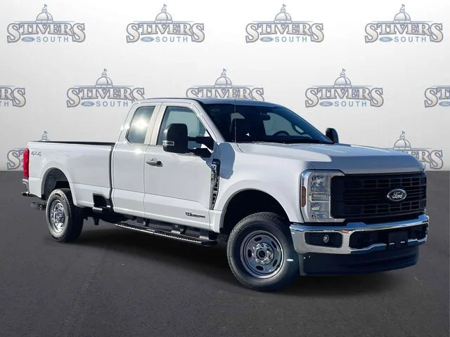 New 2026 Oxford White Ford F-350® XL image 1