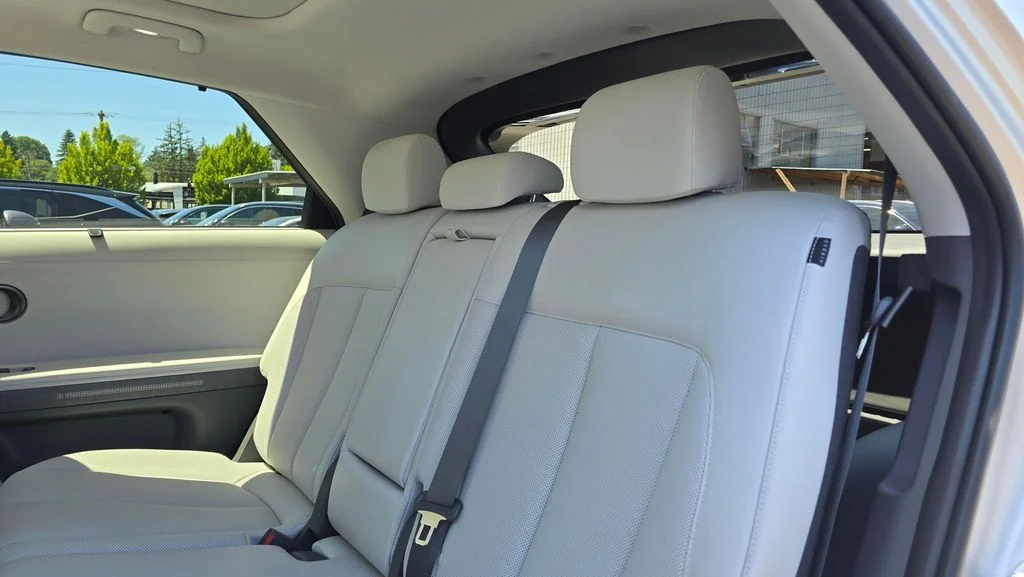 Used 2025 Gravity Gold Matte Hyundai Limited image 17