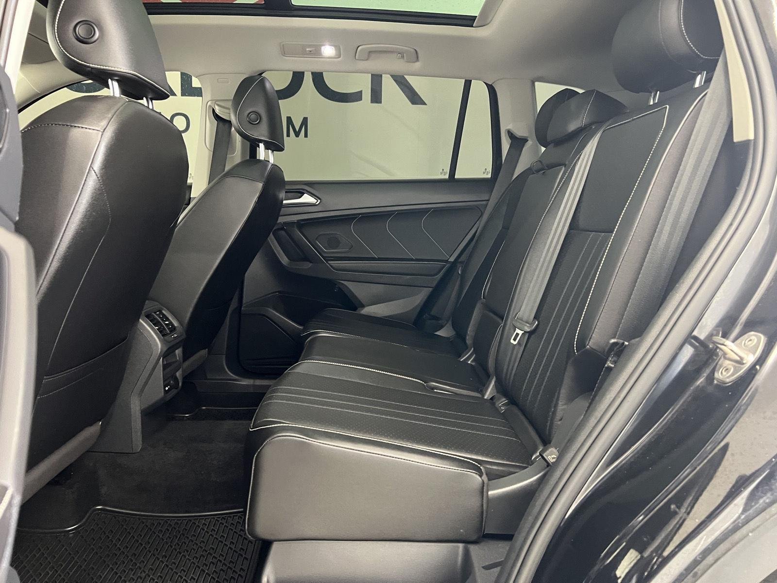 2022 Volkswagen Tiguan SE - Photo 27