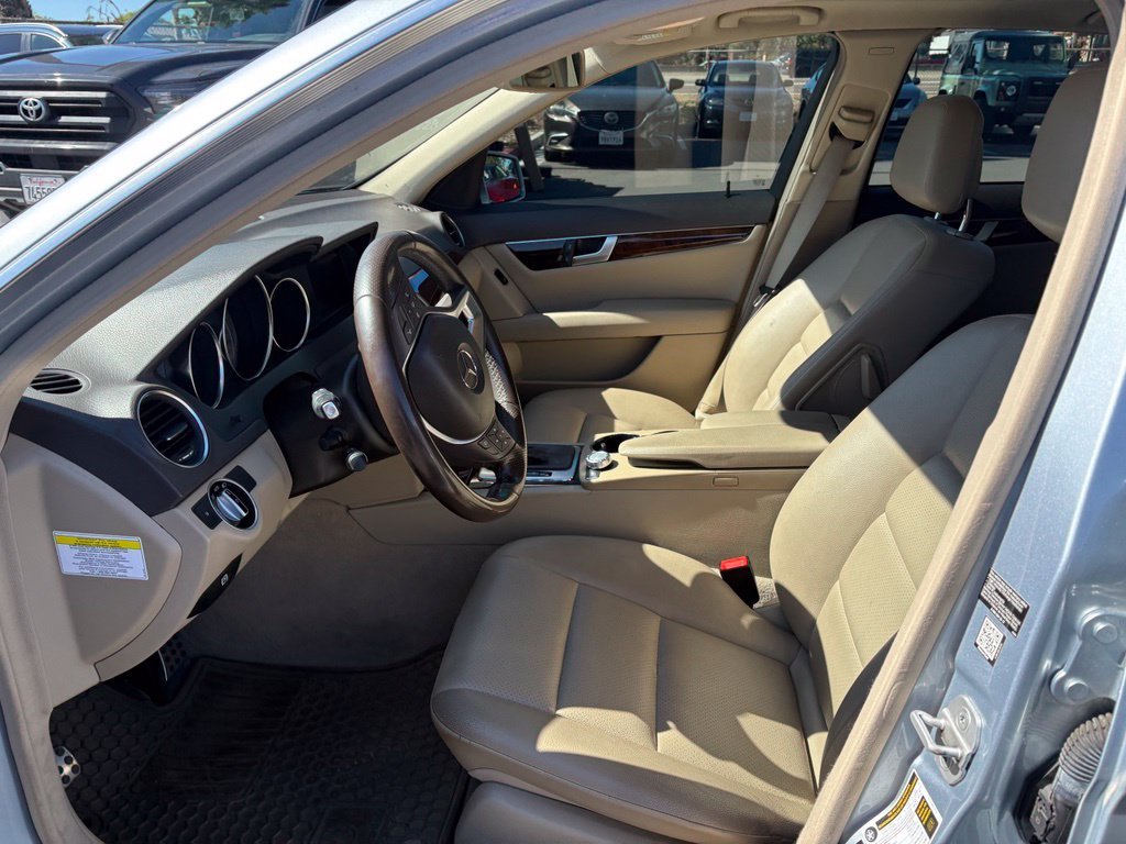 Used 2014  Mercedes-Benz C 350 image 10