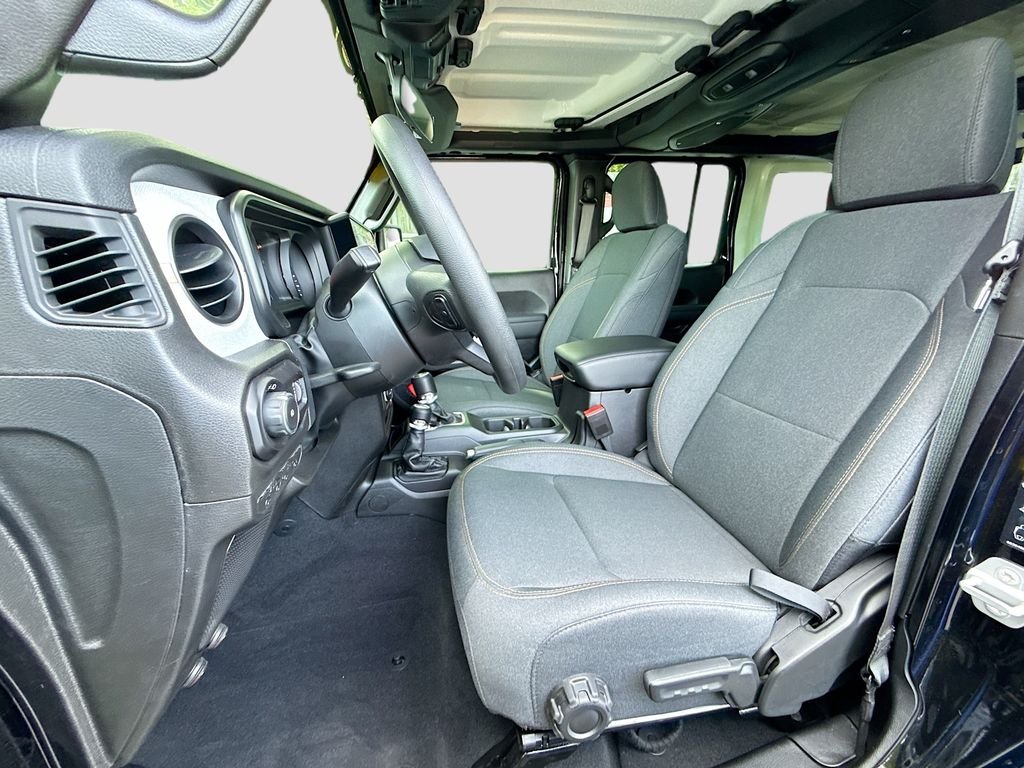 Used 2026 Black Clearcoat Jeep Sport image 20