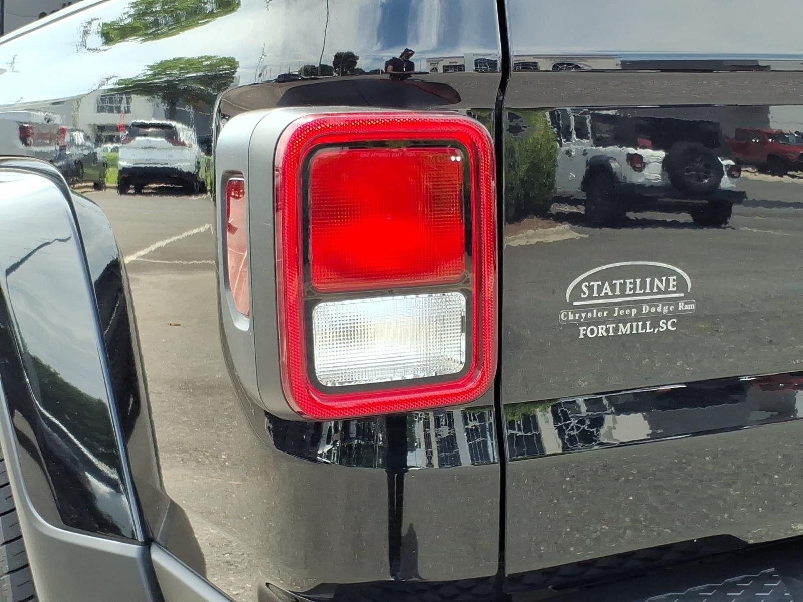 Used 2023 Black Clearcoat Jeep Sport S image 18