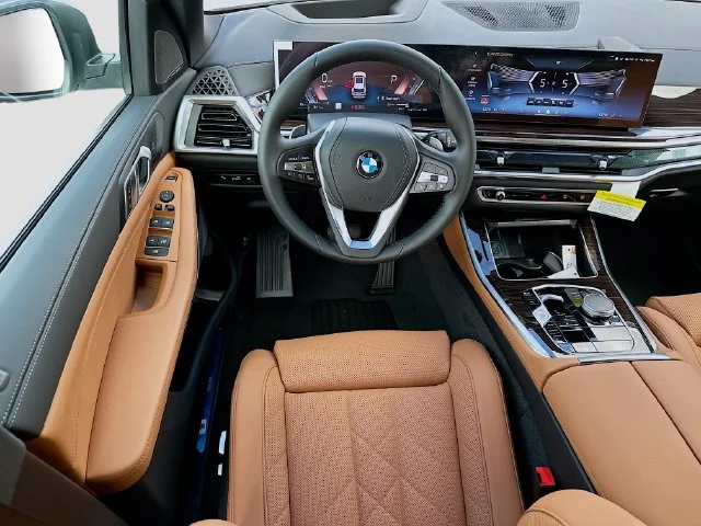 Used 2026 White BMW sDrive40i image 17
