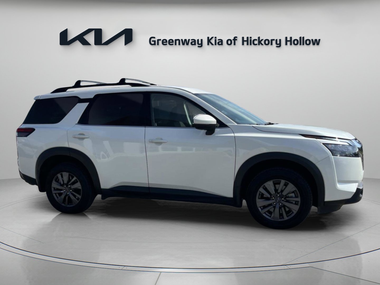 Used 2023 Pearl White Tricoat Nissan SV image 8