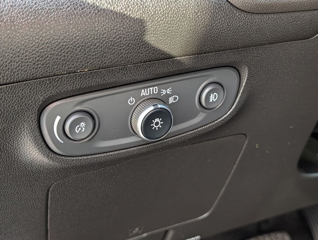 2020 Buick Encore GX Essence - Photo 17