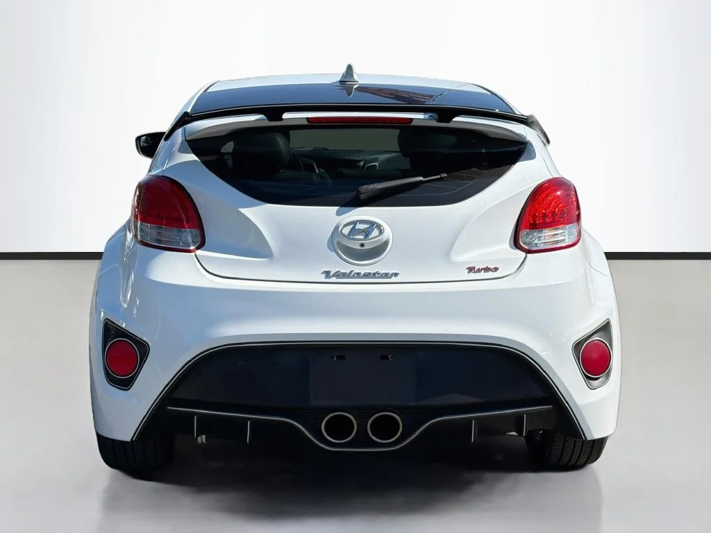 Used 2016 White Hyundai Turbo image 6