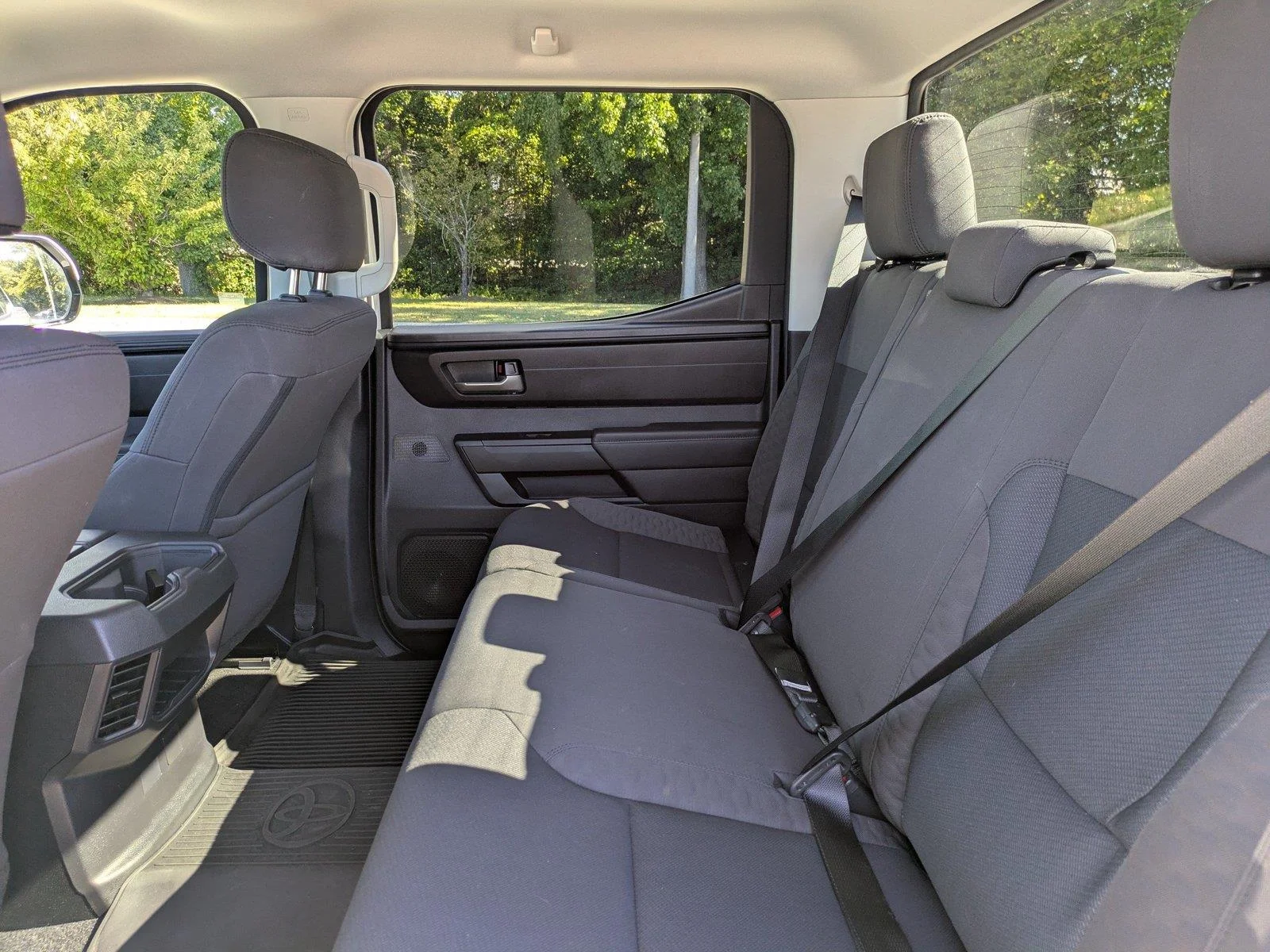 Used 2023 Ice Cap Toyota SR5 image 14