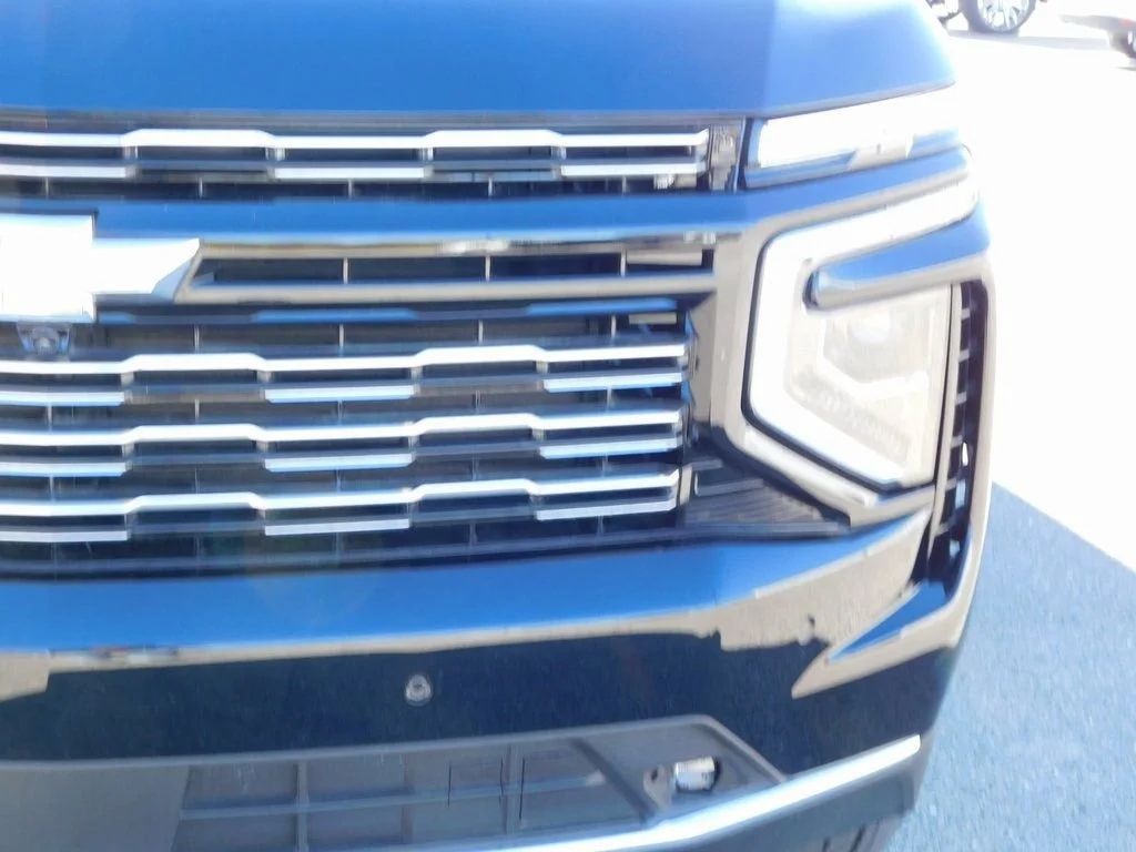 2025 Chevrolet Suburban High Country - Photo 9